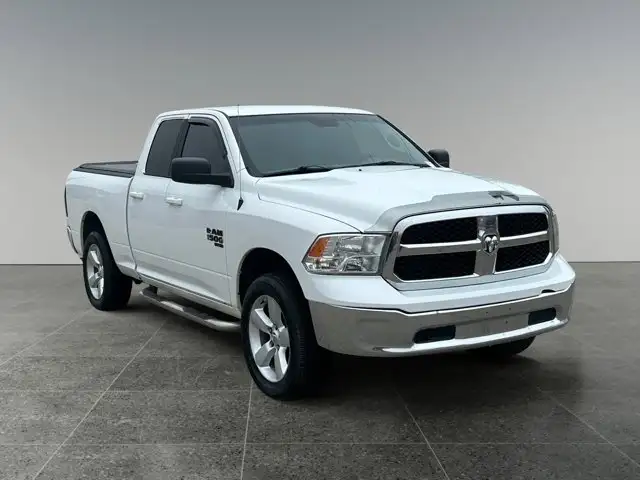2019 Ram 1500 Classic SLT / 4WD - Photo 9