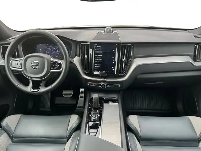 2022 Volvo XC60 R-Design / AWD - Photo 17