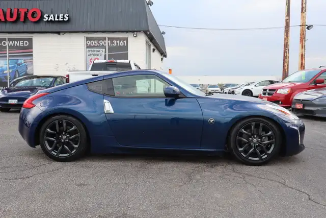 2017 Nissan Z - Photo 8