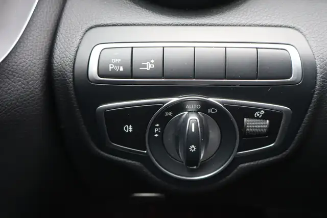 2019 Mercedes-Benz C-Class - Photo 20