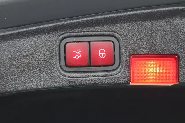 2019 Mercedes-Benz C-Class - Photo 41