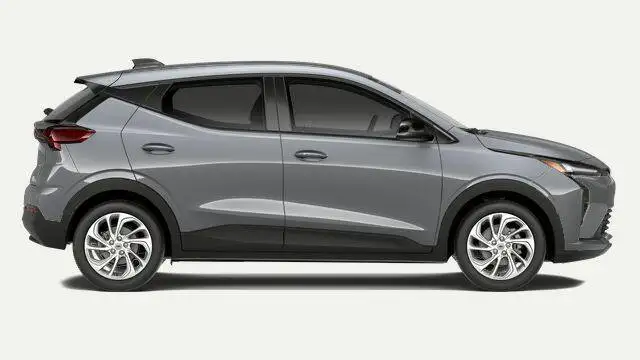 2027 Chevrolet Bolt - Photo 2