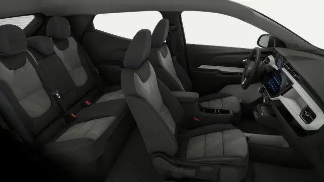 2027 Chevrolet Bolt - Photo 5