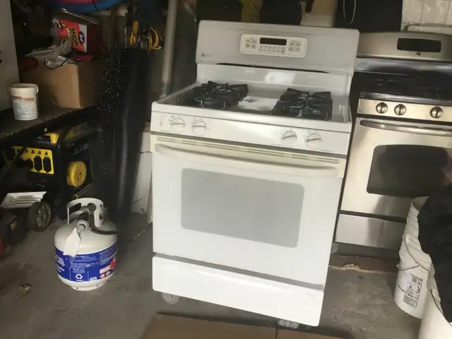 GE XL-44 True Temp 30 Inch Propane Gas Oven $525 - Photo 4