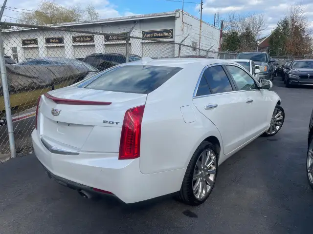 2017 Cadillac ATS Luxury AWD CARPLAY, NAV, HEATED LEATHER SEATS - Photo 4