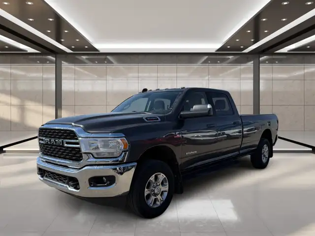 2022 Ram 3500 Big Horn 4x4 Crew Cab 8' Box