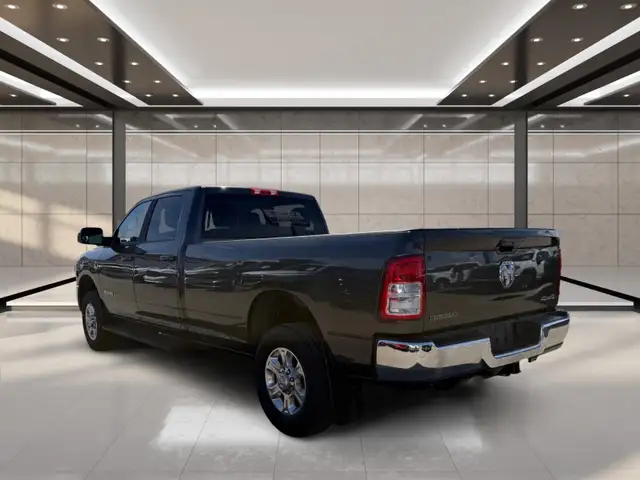 2022 Ram 3500 Big Horn 4x4 Crew Cab 8' Box - Photo 3