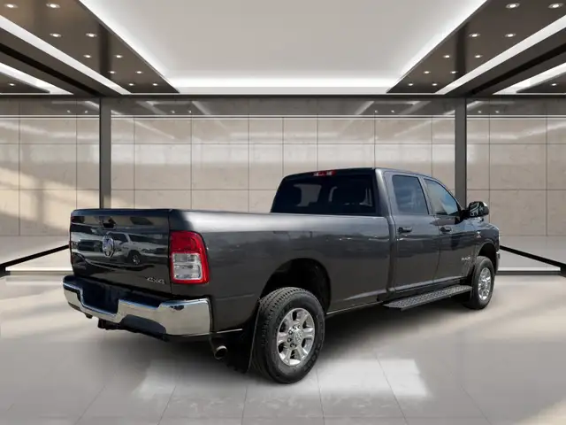 2022 Ram 3500 Big Horn 4x4 Crew Cab 8' Box - Photo 5