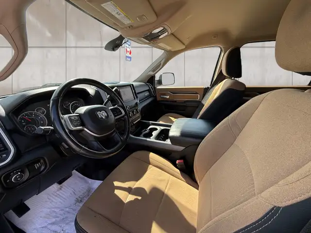 2022 Ram 3500 Big Horn 4x4 Crew Cab 8' Box - Photo 8