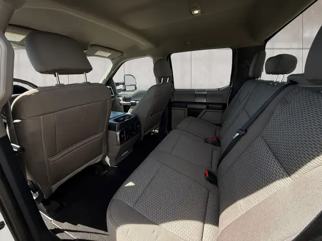 2022 Ford Super Duty F-350 DRW XLT 4WD Crew Cab DRW 8' Box - Photo 7