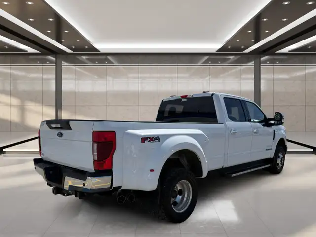 2022 Ford Super Duty F-350 DRW XLT 4WD Crew Cab DRW 8' Box - Photo 11