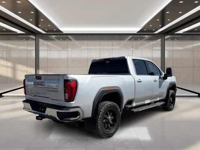 2023 GMC Sierra 3500HD 4WD Crew Cab 159' SLE - Photo 4