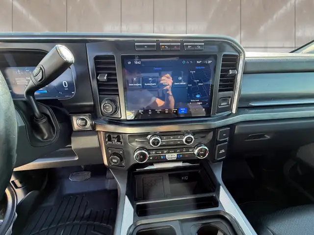 2024 Ford Super Duty F-250 SRW Lariat 4WD Crew Cab 6.75' Box - Photo 11