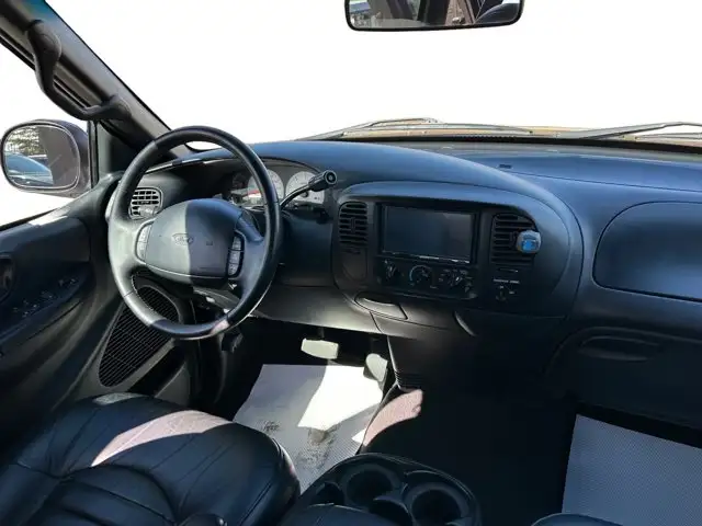2000 Ford F-150 Series XL - Photo 15