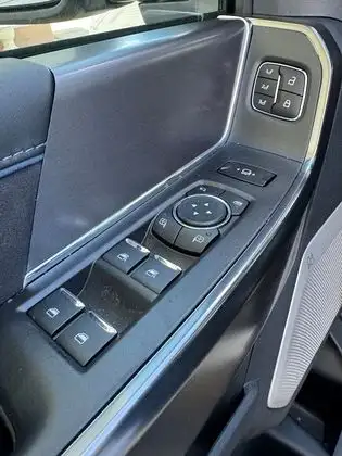 2026 Ford F-350 PLATINUM w/FX4, 5th WHL PREP, MNRF & 2KW PRO PWR - Photo 10