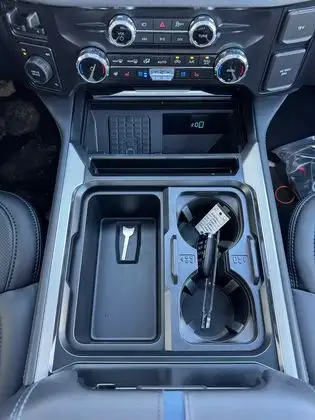 2026 Ford F-350 PLATINUM w/FX4, 5th WHL PREP, MNRF & 2KW PRO PWR - Photo 29