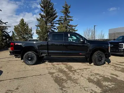 2026 Ford F-350 PLATINUM w/FX4, 5th WHL PREP, MNRF & 2KW PRO PWR - Photo 2