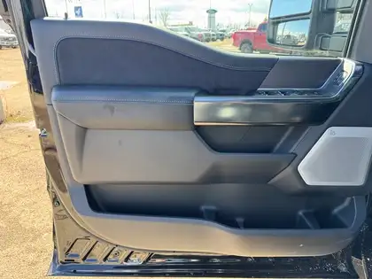 2026 Ford F-350 PLATINUM w/FX4, 5th WHL PREP, MNRF & 2KW PRO PWR - Photo 9