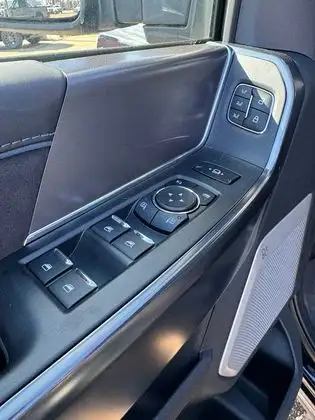 2026 Ford F-350 PLATINUM w/FX4, 5th WHL PREP, MNRF & 2KW PRO PWR - Photo 10