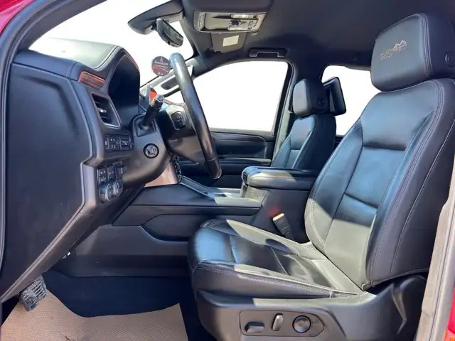 2021 Chevrolet Suburban High Country - Photo 12