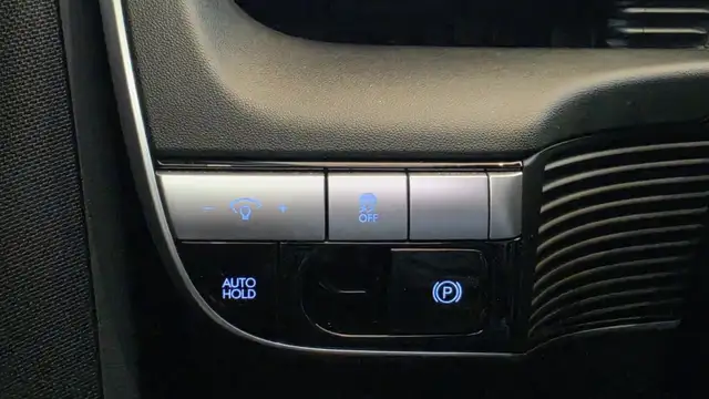 2022 Hyundai IONIQ 5 PREFERRED LONG RANGE - Photo 11