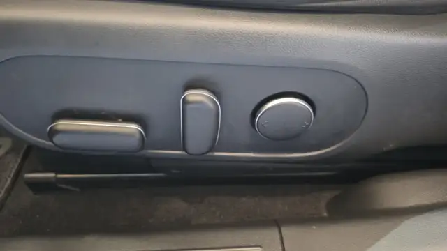 2022 Hyundai IONIQ 5 PREFERRED LONG RANGE - Photo 13