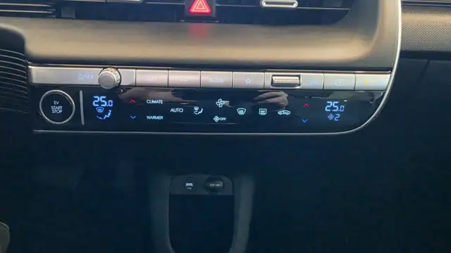 2022 Hyundai IONIQ 5 PREFERRED LONG RANGE - Photo 17