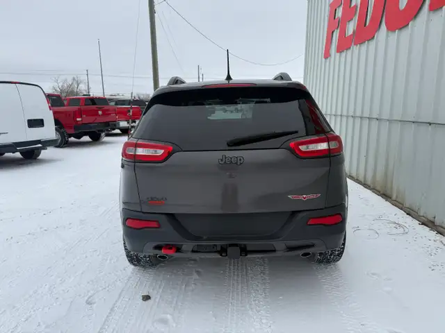 2018 Jeep Cherokee Trailhawk 4WD - Photo 3