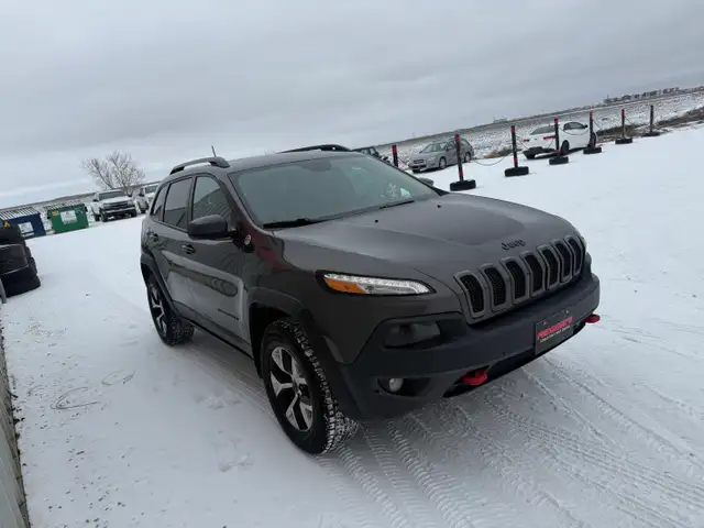 2018 Jeep Cherokee Trailhawk 4WD - Photo 5