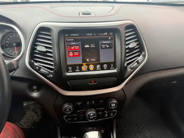 2018 Jeep Cherokee Trailhawk 4WD - Photo 13