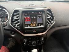 2018 Jeep Cherokee Trailhawk 4WD - Photo 13