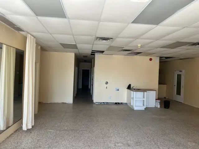 Turnkey Medical / Professional Space for Lease - Photo 7