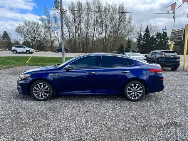 2020 Kia Optima EX - Photo 7