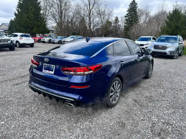 2020 Kia Optima EX - Photo 8
