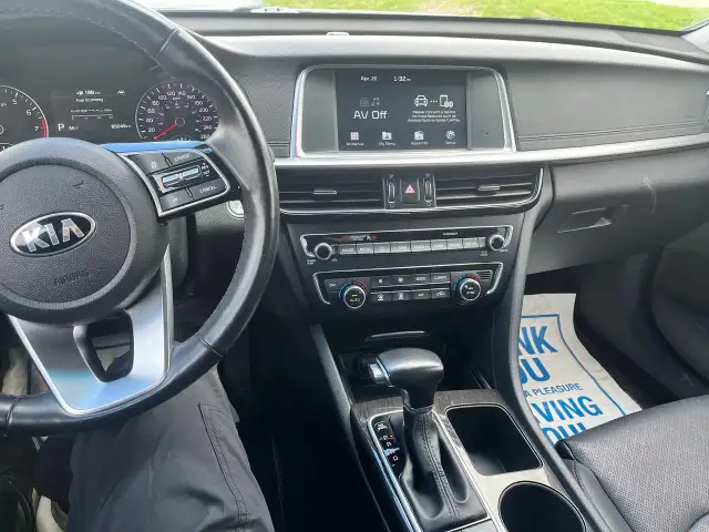 2020 Kia Optima EX - Photo 12