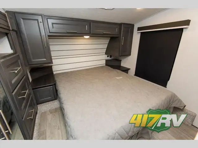 2025 Keystone RV Cougar Half-Ton 24RDS - Photo 9