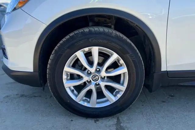 2020 Nissan Rogue S AWD - Photo 10