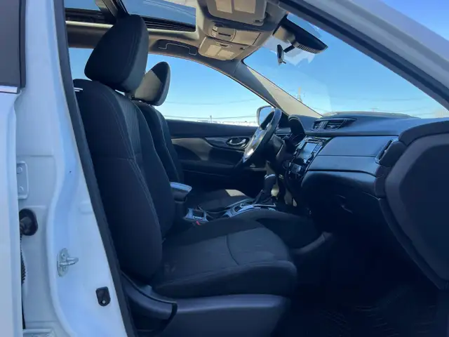 2020 Nissan Rogue S AWD - Photo 12