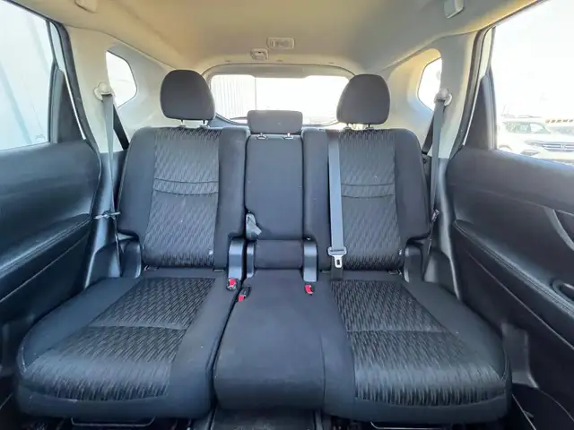 2020 Nissan Rogue S AWD - Photo 15