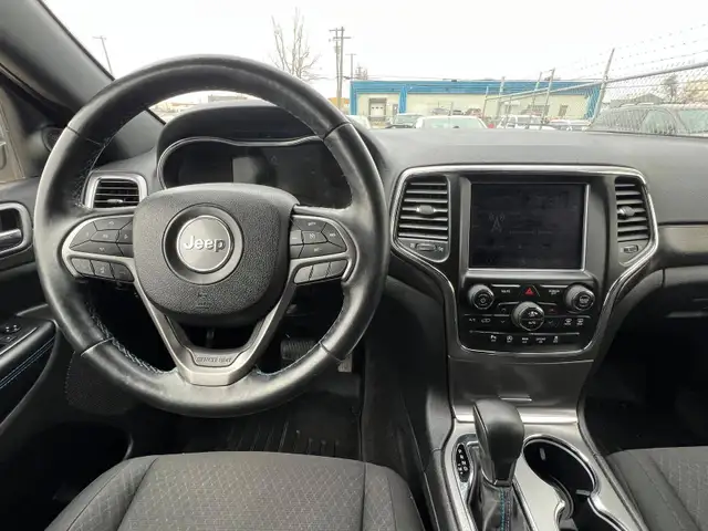 2018 Jeep Grand Cherokee Laredo 4x4 - Photo 18