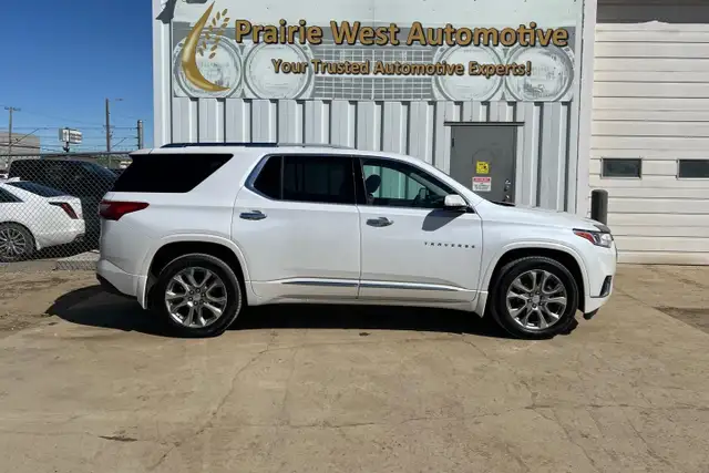 2019 Chevrolet Traverse Premier AWD - 7 Seat Passenger - Photo 4