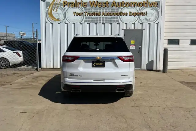 2019 Chevrolet Traverse Premier AWD - 7 Seat Passenger - Photo 6