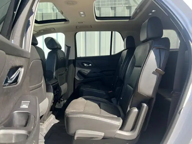 2019 Chevrolet Traverse Premier AWD - 7 Seat Passenger - Photo 13