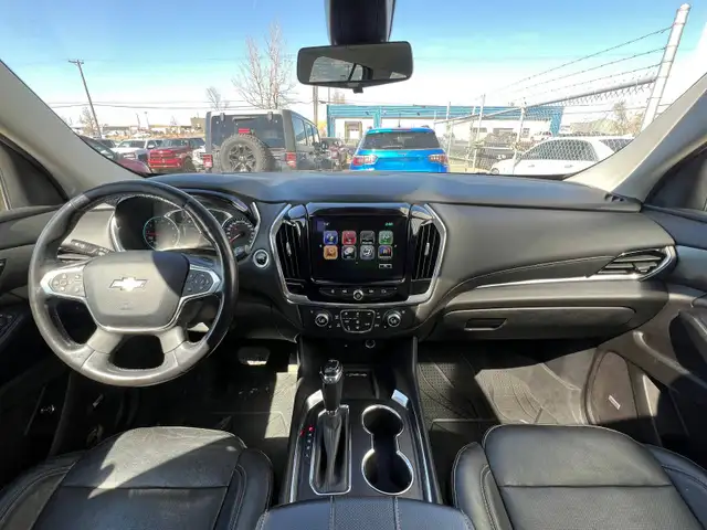 2019 Chevrolet Traverse Premier AWD - 7 Seat Passenger - Photo 18