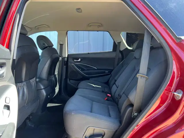 2018 Hyundai Santa Fe XL AWD Premium - 7 Seat Passenger - Photo 13