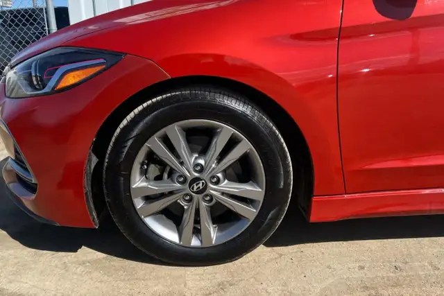 2017 Hyundai Elantra Sport - Photo 10