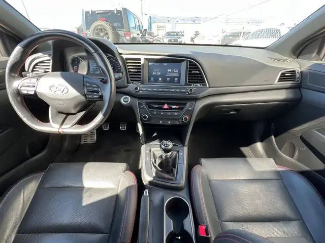 2017 Hyundai Elantra Sport - Photo 16