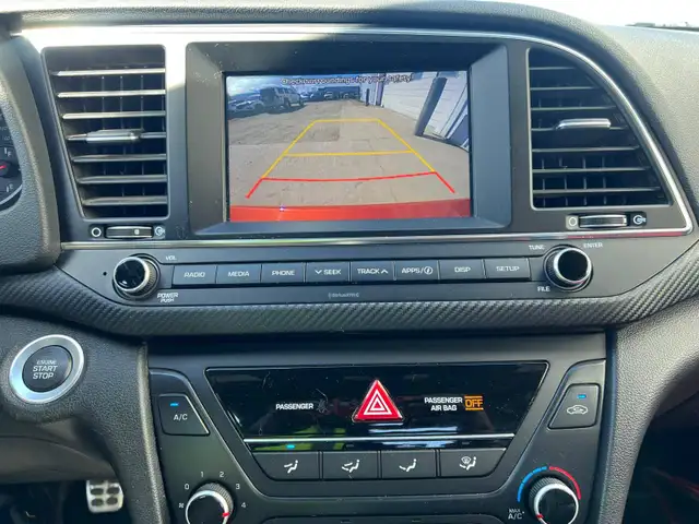 2017 Hyundai Elantra Sport - Photo 19