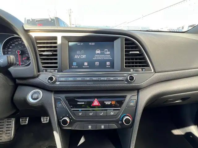 2017 Hyundai Elantra Sport - Photo 20