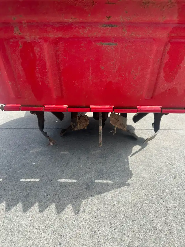 Yard Machines Rototiller - Photo 5